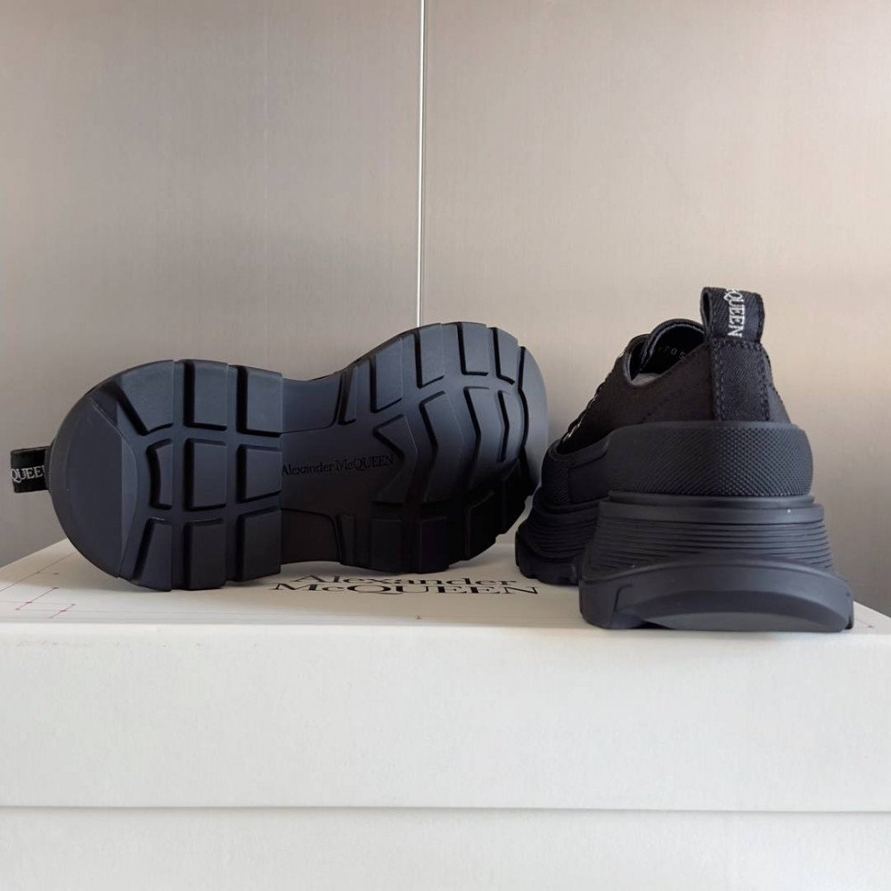 Alexander McQueen Tread Slick Alexander McQueen Tread Slick