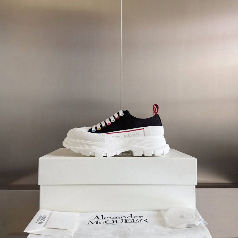 Alexander McQueen Tread Slick