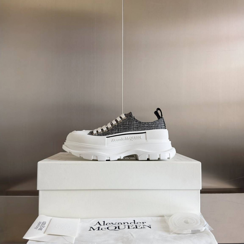 Alexander McQueen Tread Slick