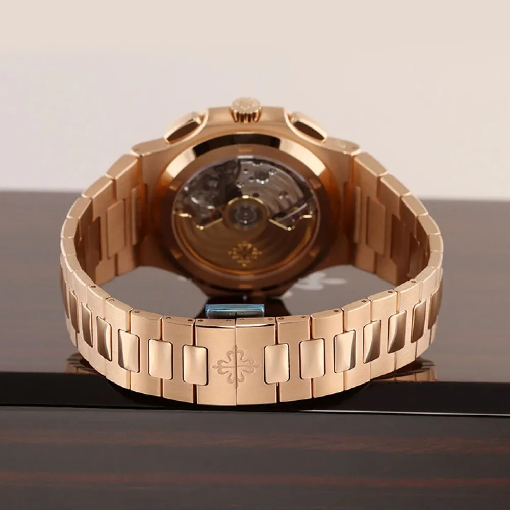 5990/1R – Patek Philippe Nautilus 5990/1R – Patek Philippe Nautilus