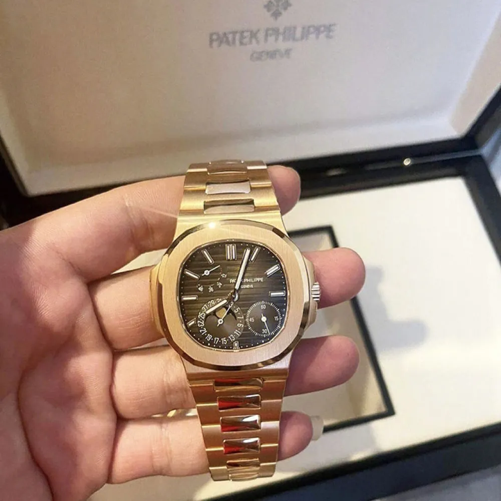 5712/1R Patek Philippe- Nautilus 5712/1R Patek Philippe- Nautilus