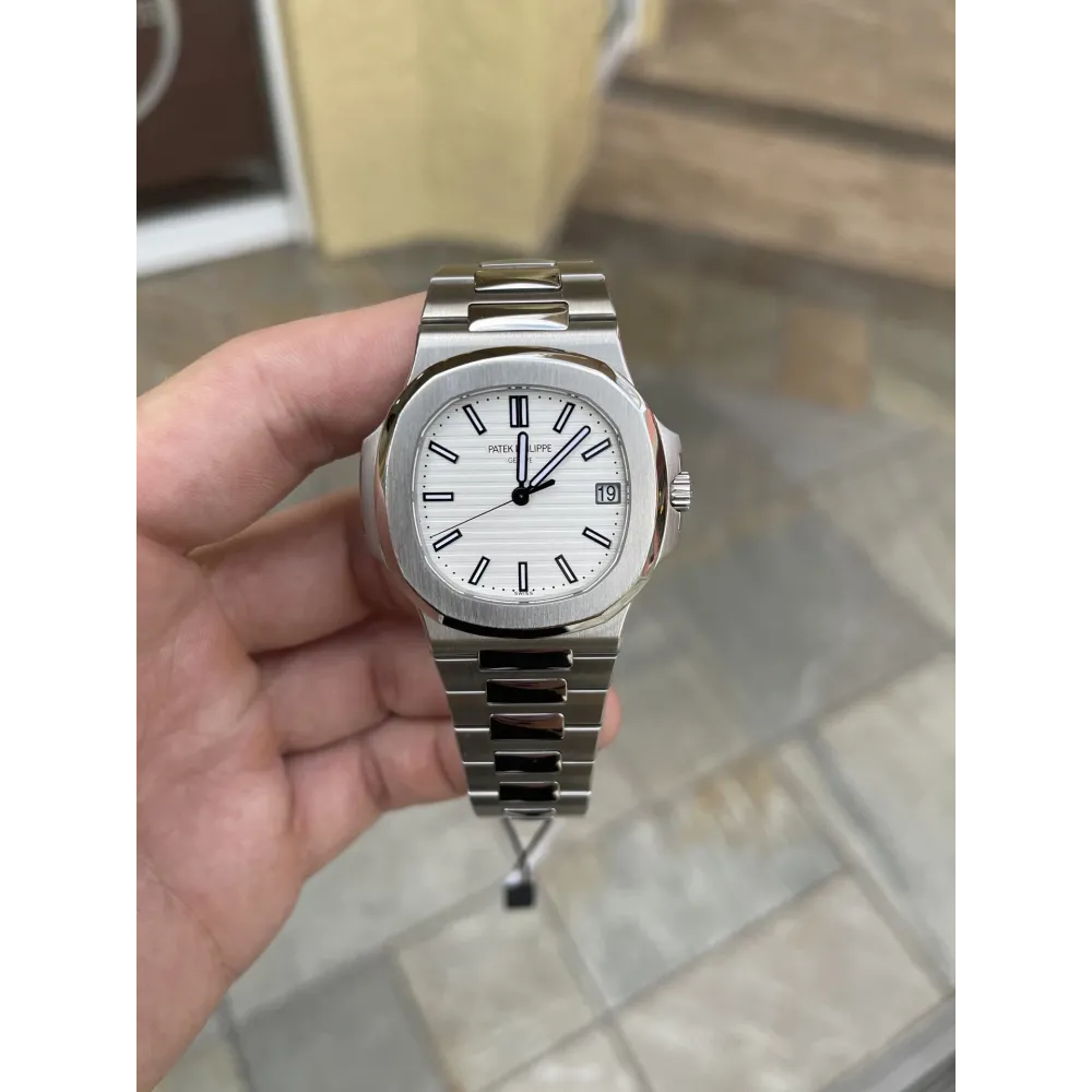 7118/1A – Patek Philippe Nautilus 7118/1A – Patek Philippe Nautilus