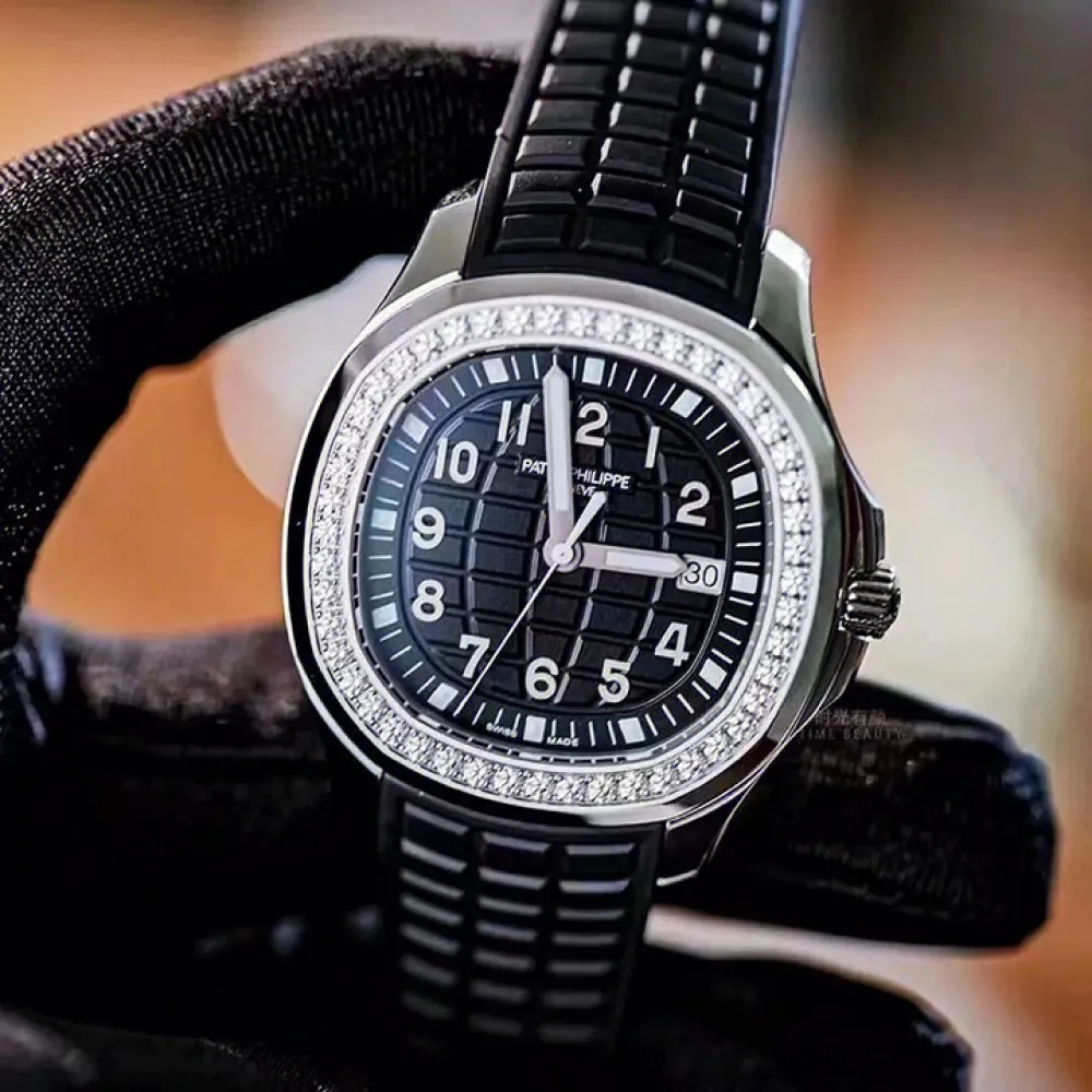 5267/200A-001-Patek Philippe Aquanaut 5267/200A-001-Patek Philippe Aquanaut