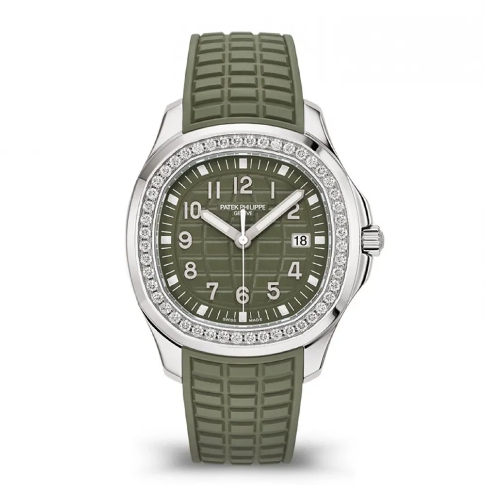 5267/200A-011-Patek Philippe Aquanaut