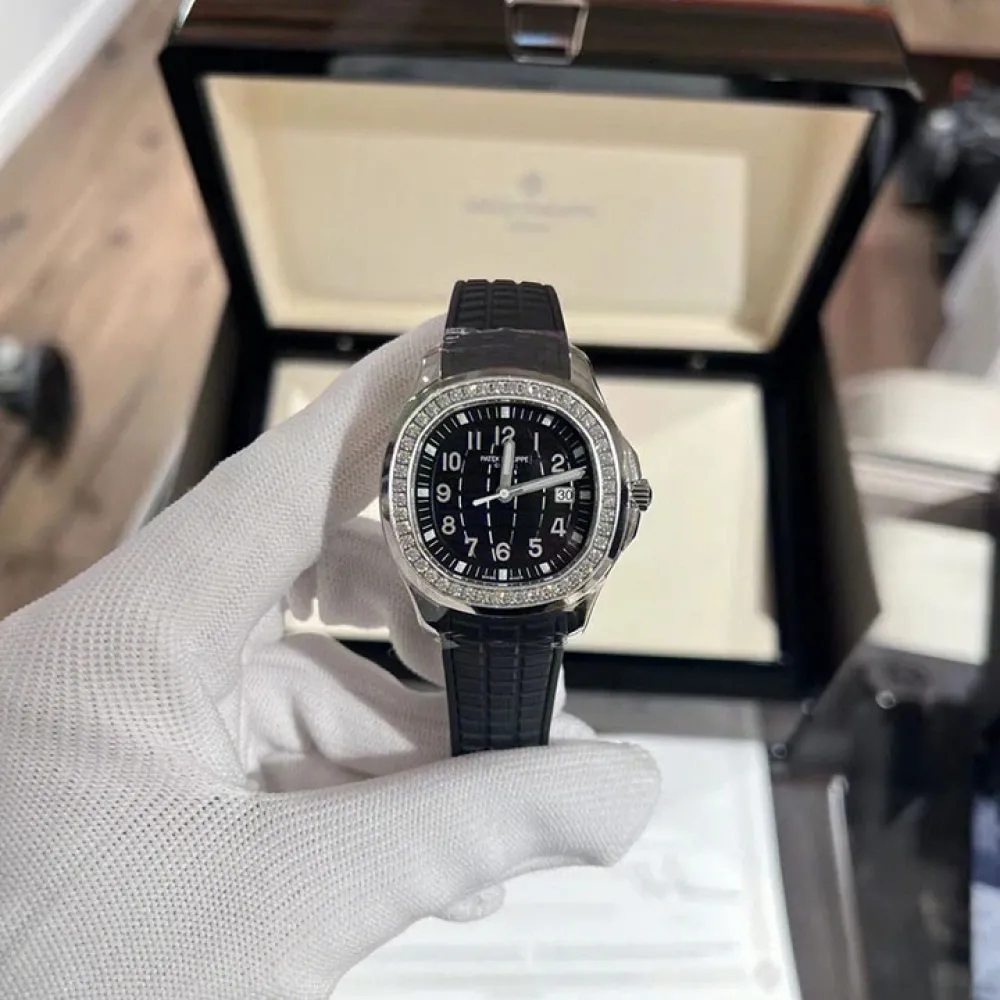 5267/200A-001-Patek Philippe Aquanaut 5267/200A-001-Patek Philippe Aquanaut