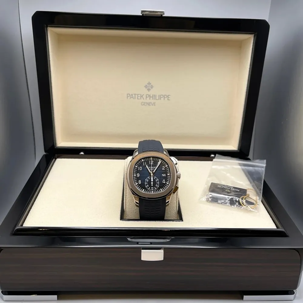 5968G-001-Patek Philippe Aquanaut 5968G-001-Patek Philippe Aquanaut