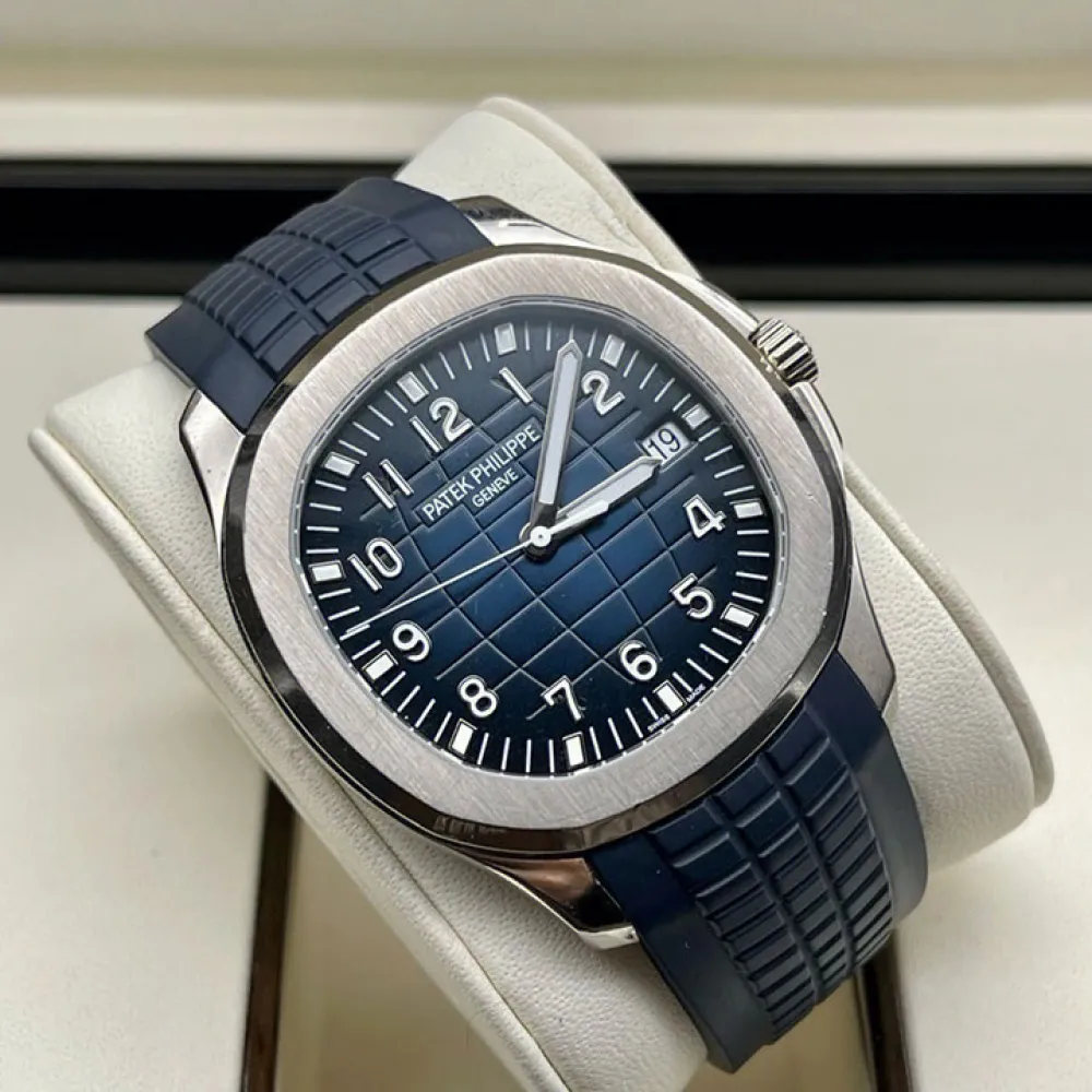 5168G – Patek Philippe Aquanaut