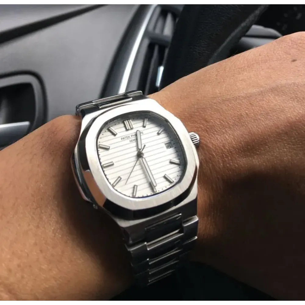 7118/1A – Patek Philippe Nautilus 7118/1A – Patek Philippe Nautilus