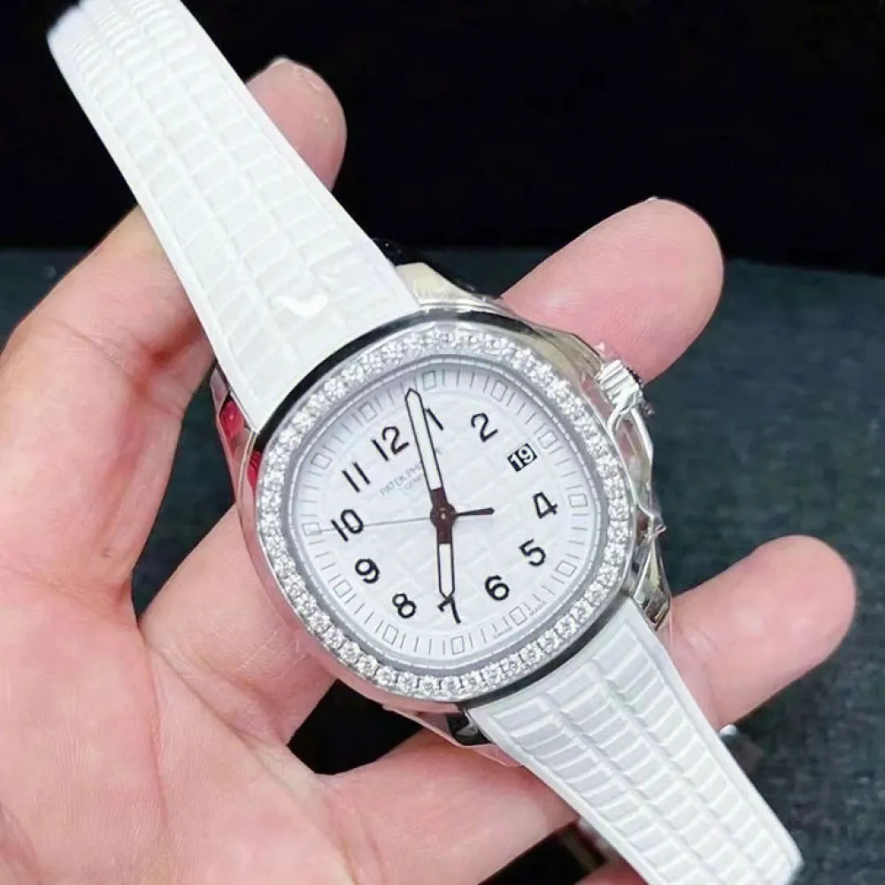 5267/200A-Patek Philippe Aquanaut 5267/200A-Patek Philippe Aquanaut