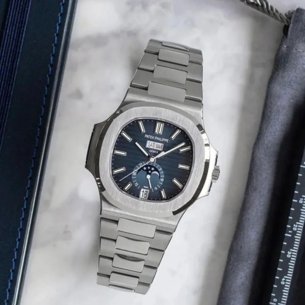 5726/1A Patek Philippe- Nautilus 5726/1A Patek Philippe- Nautilus