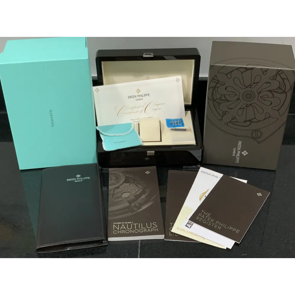 Patek Philippe (Commemorative Edition) Nautilus 5711/1A-018 Patek Philippe (Commemorative Edition) Nautilus 5711/1A-018