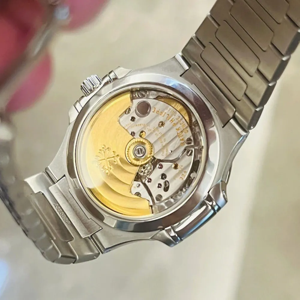 7118/1A-001 Patek Philippe- Nautilus-Women 7118/1A-001 Patek Philippe- Nautilus-Women