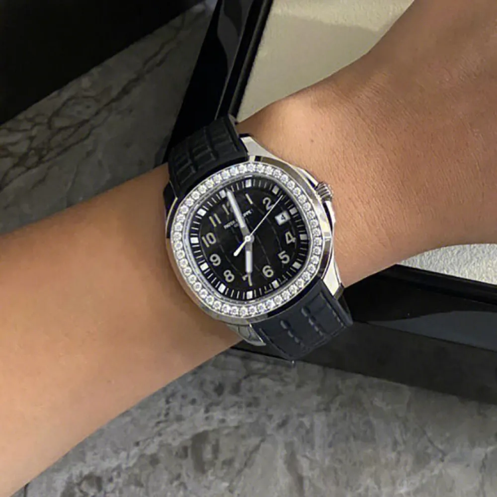 5267/200A-001-Patek Philippe Aquanaut 5267/200A-001-Patek Philippe Aquanaut