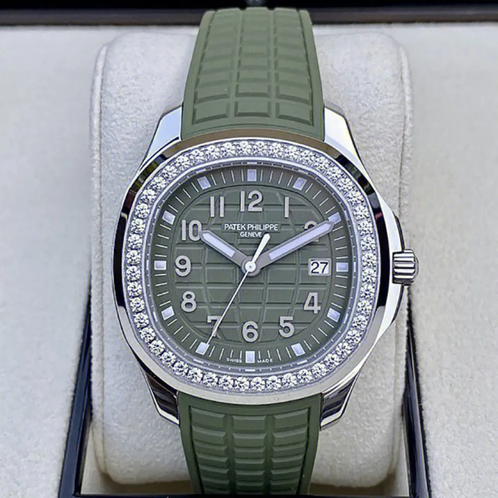 5267/200A-011-Patek Philippe Aquanaut 5267/200A-011-Patek Philippe Aquanaut