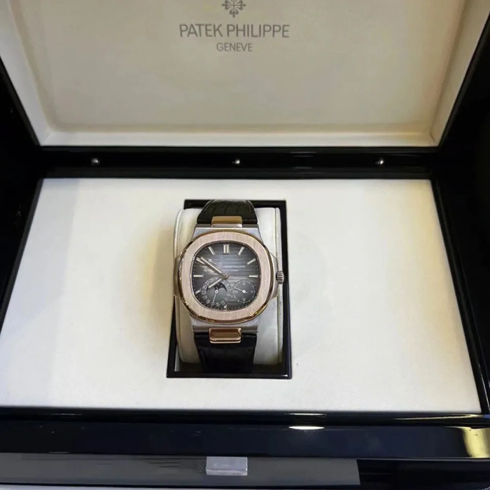 5712Gr-001 Patek Philippe Nautilus 5712Gr-001 Patek Philippe Nautilus