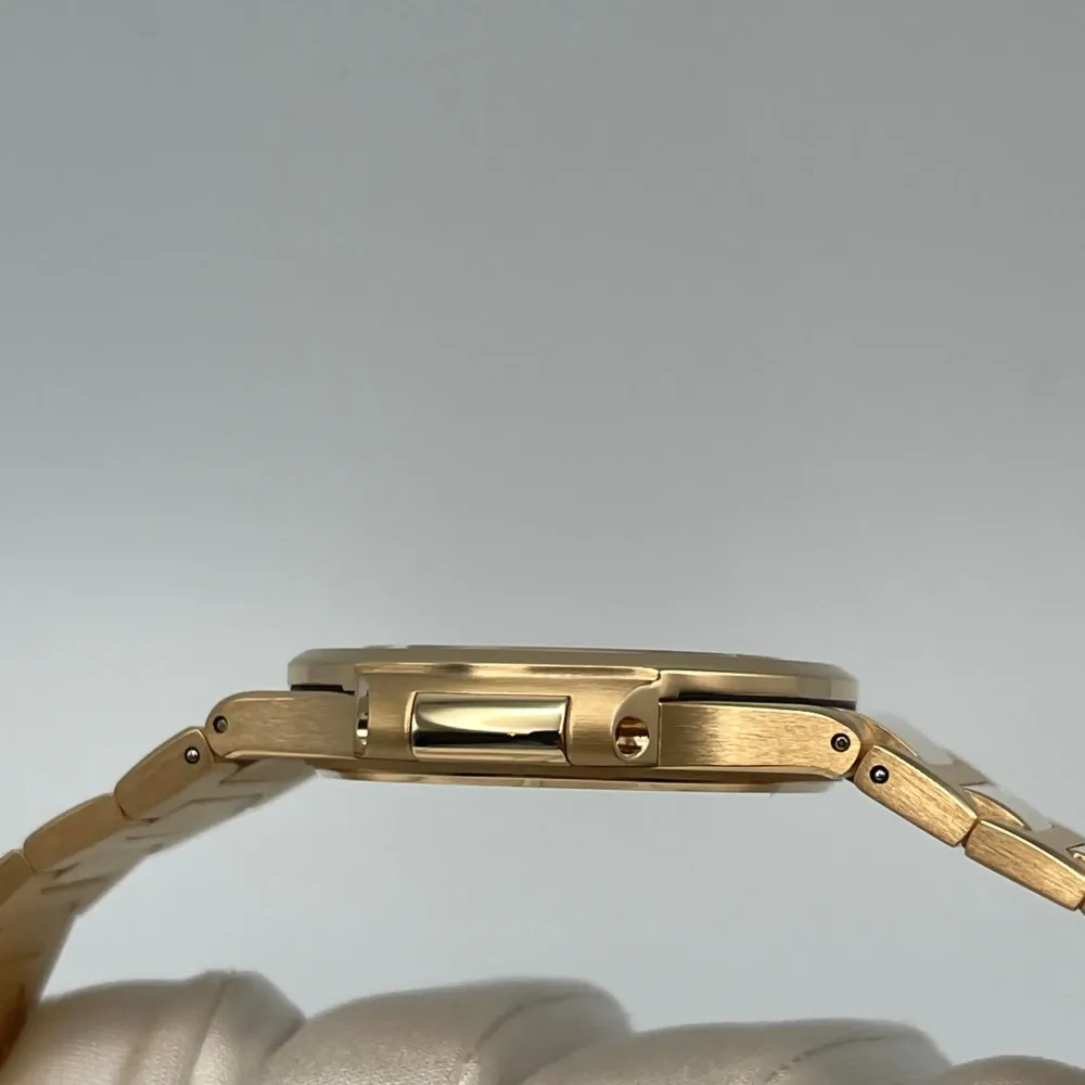 7010/1R – Patek Philippe Nautilus 7010/1R – Patek Philippe Nautilus