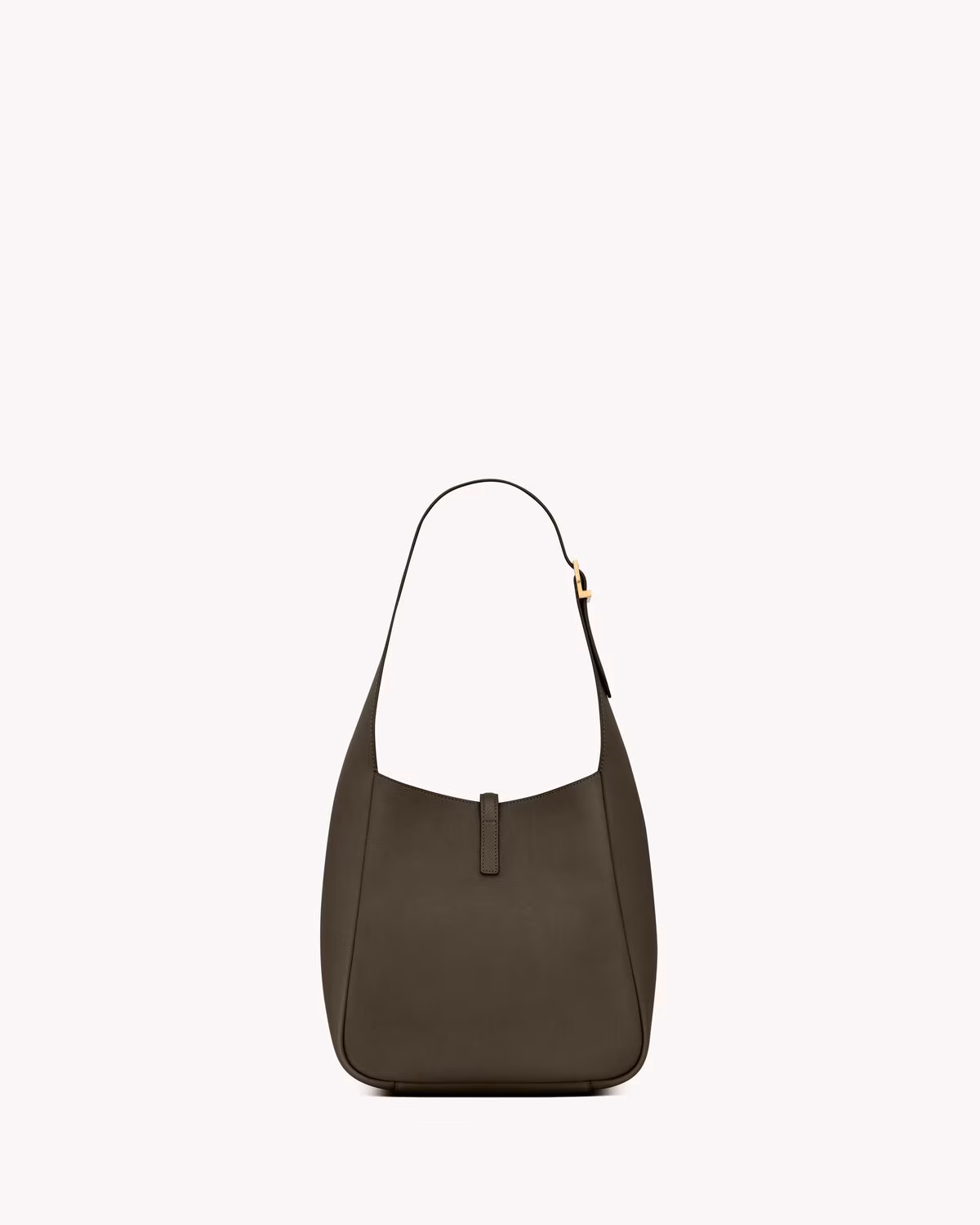 Le 5 À 7 Supple Small In Grained Leather Le 5 À 7 Supple Small In Grained Leather