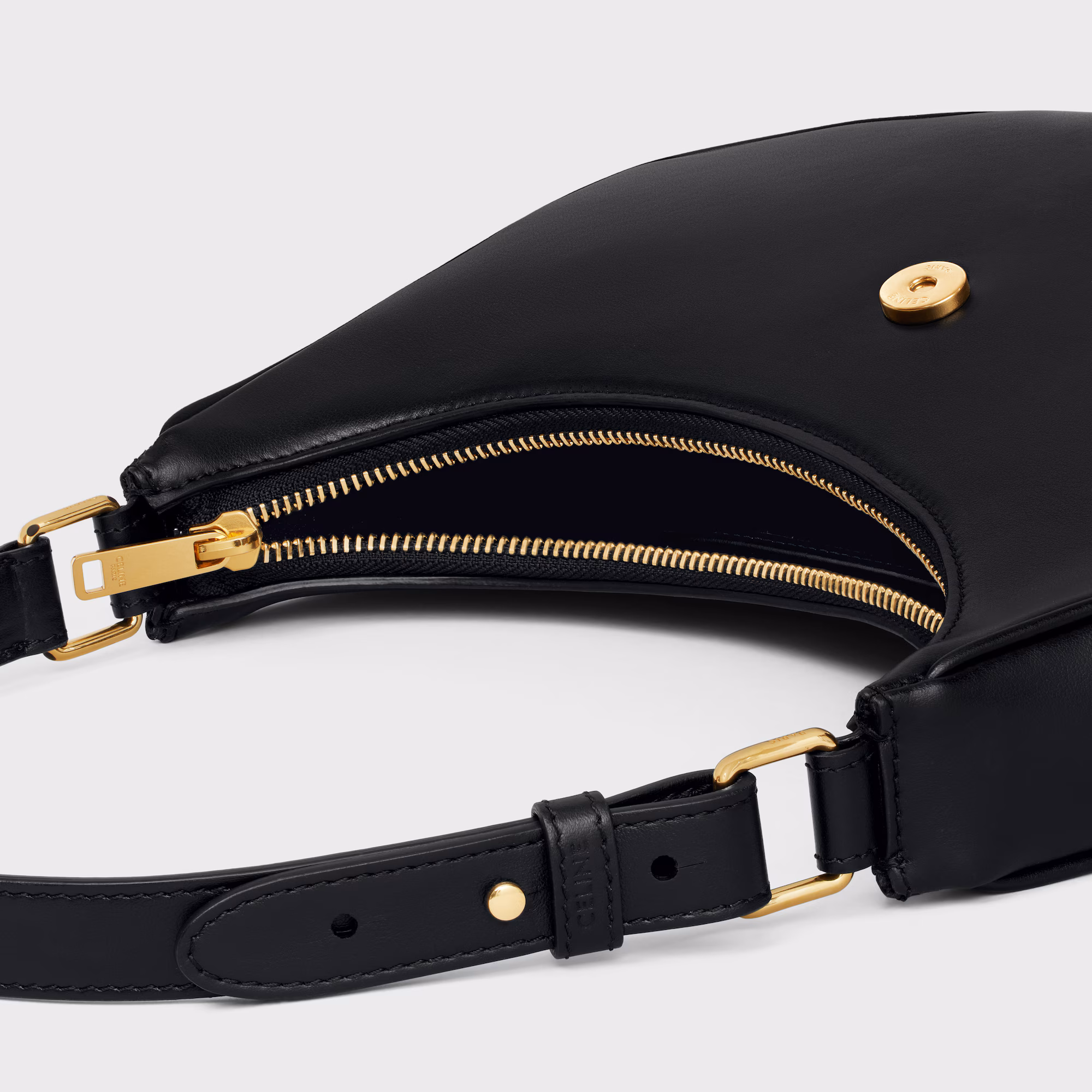 Medium Ava Triomphe Bag In Smooth Calfskinmedium Ava Triomphe Bag In Smooth Calfskin Medium Ava Triomphe Bag In Smooth Calfskinmedium Ava Triomphe Bag In Smooth Calfskin