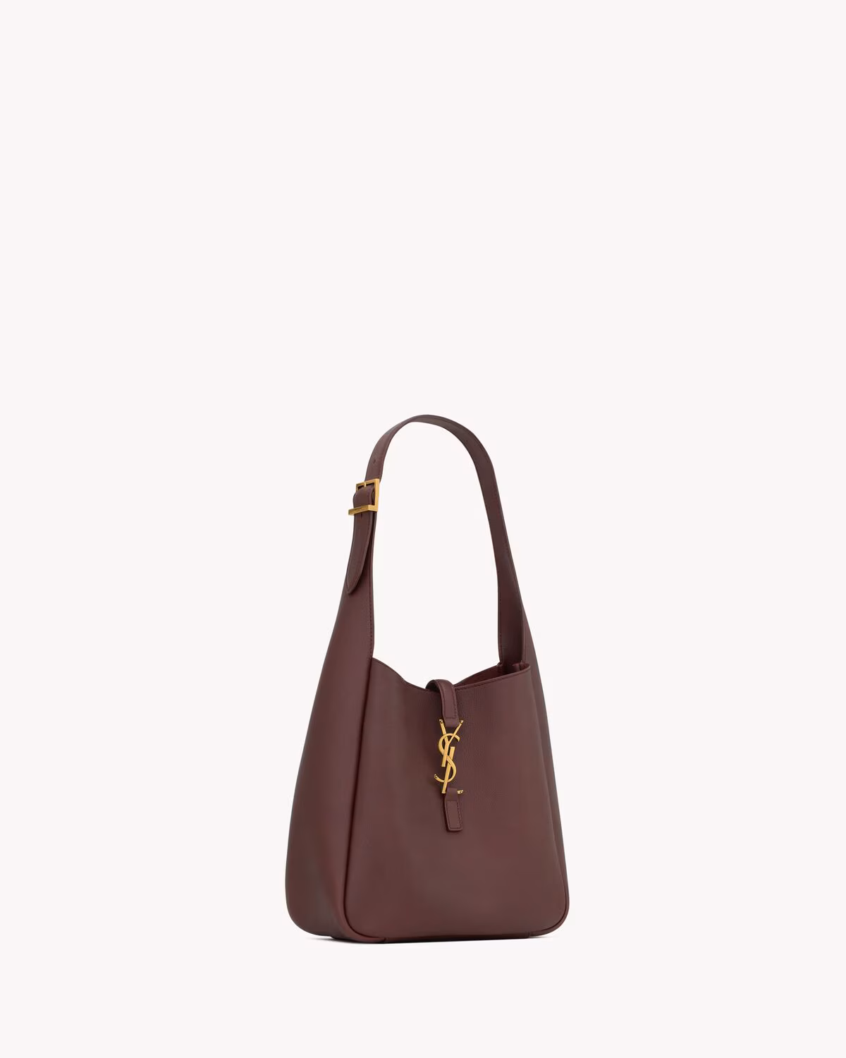 Le 5 À 7 Supple Small In Grained Leather $ 2,650